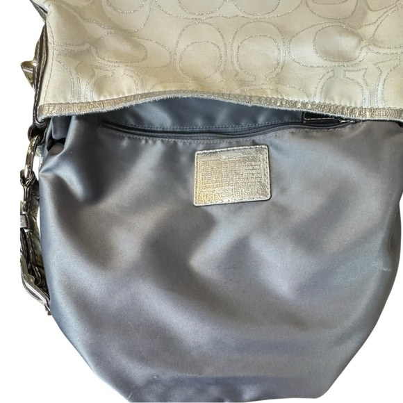 Coach Peyton Silver & White Monogrammed Signature Jacquard Hobo Bag w/ Duster - Picture 10 of 14